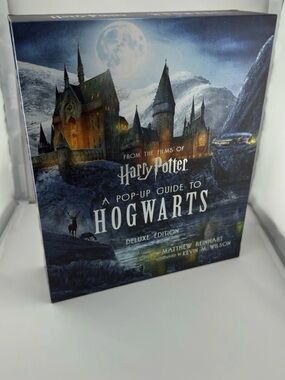Warner Bros. Hogwarts Pop-Up Guide Deluxe - Blue and Black Cover